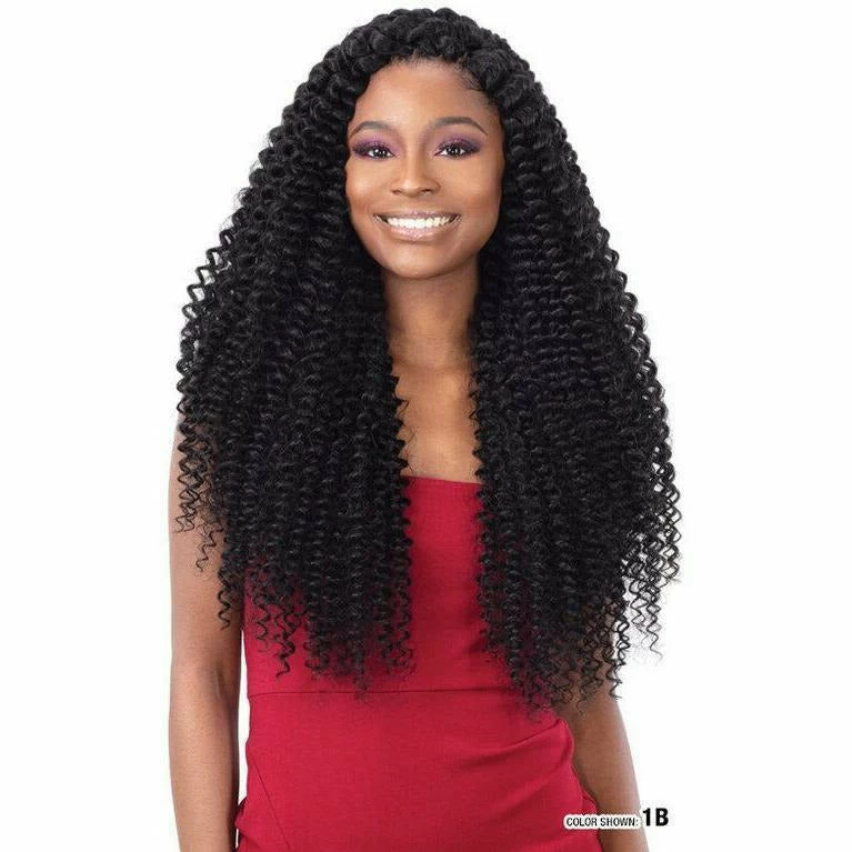 FreeTress: 3X Pearl Curl 18" Crochet Braids 3 FreeTress: 3X Pearl Curl 18" Crochet Braids - Image 2