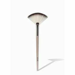 Nicka K: Beauty Play Makeup Brushes -Wig Care Shop nicka k makeup tools tbpk08 fan brush nickak beauty play makeup brushes 15562438213718