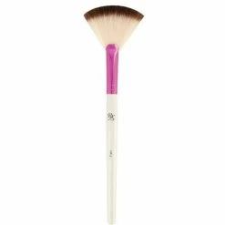 RUBY KISSES: Fan Brush